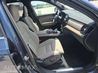 2026 Volvo XC90 Plug-In Hybrid T8 Ultra 7-Passenger - miniatura 8