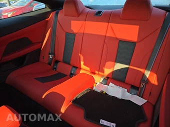 2027 BMW M4 Competition xDrive Coupe - miniatura 13