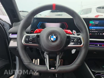 2027 BMW M5 Sedan - miniatura 16