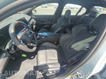 2027 BMW M5 Sedan - miniatura 7