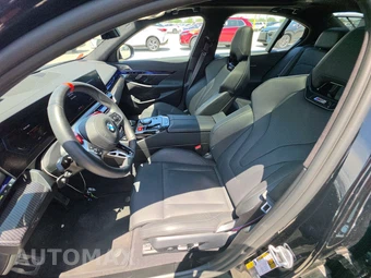 2027 BMW M5 Sedan - miniatura 13