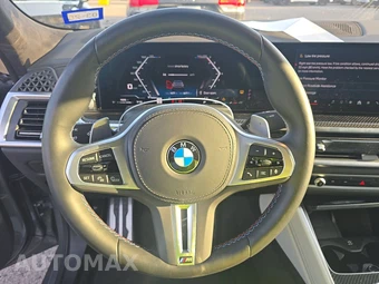 2027 BMW X6 Sports Activity Coupe M60i xDrive - miniatura 16