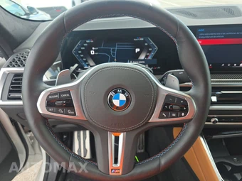 2027 BMW X6 Sports Activity Coupe M60i xDrive - miniatura 16