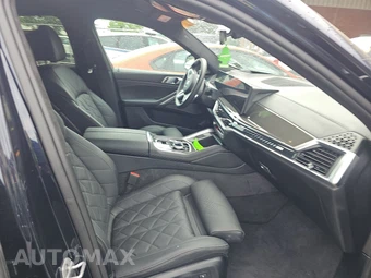 2027 BMW X6 Sports Activity Coupe M60i xDrive - miniatura 13