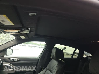 2027 BMW X6 Sports Activity Coupe M60i xDrive - miniatura 19
