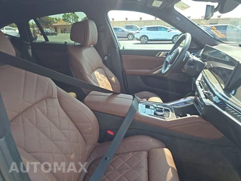 2027 BMW X6 Sports Activity Coupe M60i xDrive – miniatura 8