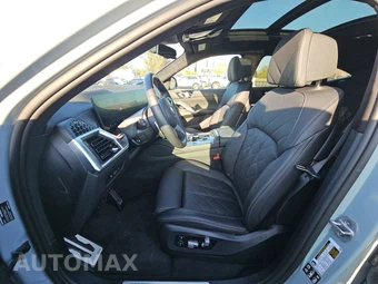 2027 BMW X6 Sports Activity Coupe M60i xDrive - miniatura 7