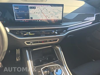 2027 BMW X6 Sports Activity Coupe M60i xDrive - miniatura 11