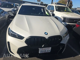 2027 BMW X6 Sports Activity Coupe M60i xDrive - miniatura 2