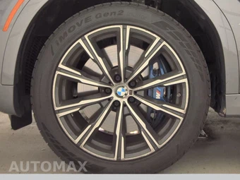2027 BMW X6 Sports Activity Coupe M60i xDrive - miniatura 9