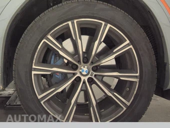 2027 BMW X6 Sports Activity Coupe xDrive40i - miniatura 10