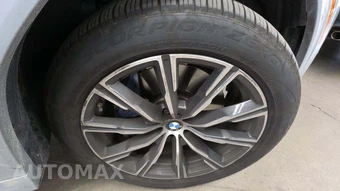 2027 BMW X6 Sports Activity Coupe xDrive40i - miniatura 28