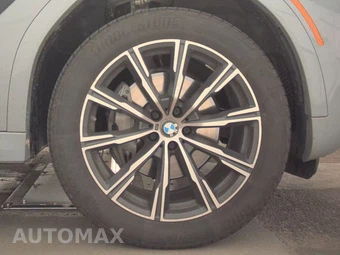 2027 BMW X6 Sports Activity Coupe xDrive40i - miniatura 10