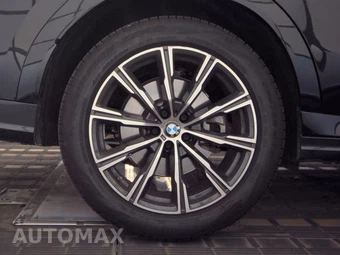 2027 BMW X6 Sports Activity Coupe xDrive40i – miniatura 11