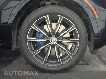 2027 BMW X6 Sports Activity Coupe xDrive40i – miniatura 10