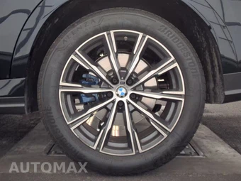 2027 BMW X6 Sports Activity Coupe xDrive40i – miniatura 12