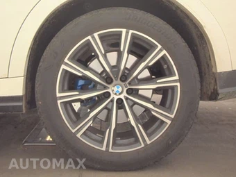 2027 BMW X6 Sports Activity Coupe xDrive40i - miniatura 12