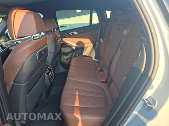 2027 BMW X6 xDrive40i - miniatura 13
