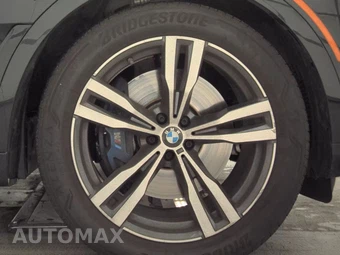 2027 BMW X7 M60i - miniatura 10