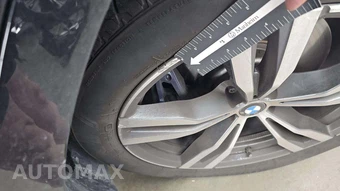 2027 BMW X7 M60i - miniatura 26