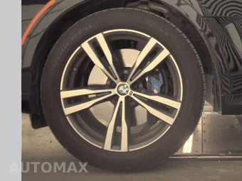 2027 BMW X7 M60i - miniatura 9
