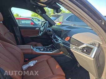 2027 BMW X7 M60i – miniatura 13