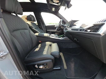2027 BMW X7 M60i - miniatura 14
