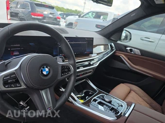 2027 BMW X7 xDrive40i - miniatura 11