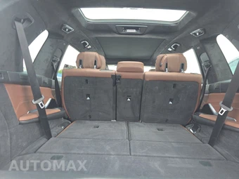 2027 BMW X7 xDrive40i - miniatura 17