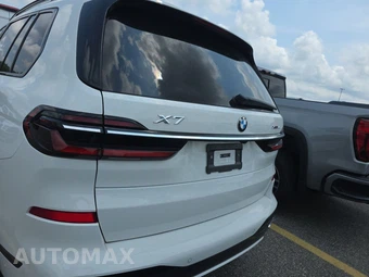 2027 BMW X7 xDrive40i - miniatura 5
