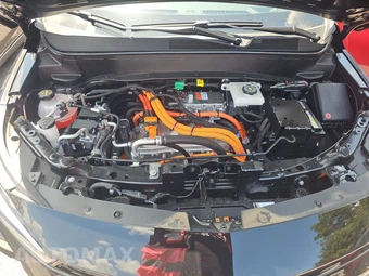 2027 Chevrolet Bolt RS - miniatura 15