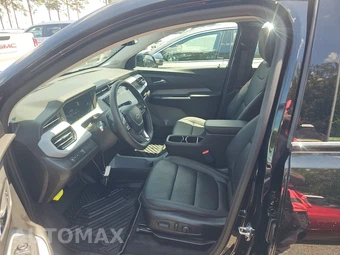 2027 Chevrolet Bolt RS - miniatura 7