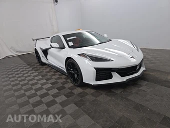 2027 Chevrolet Corvette Grand Sport Coupe 1LT - miniatura 3
