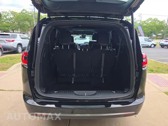 2027 Chrysler Pacifica Limited 121.6" WB - miniatura 15