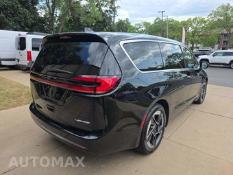 2027 Chrysler Pacifica Limited 121.6" WB - miniatura 3