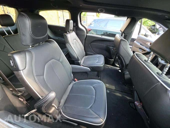 2027 Chrysler Pacifica Limited 121.6" WB - miniatura 17