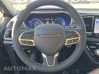 2027 Chrysler Pacifica Select 121.6" WB - miniatura 10