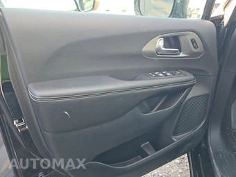 2027 Chrysler Pacifica Select 121.6" WB - miniatura 9