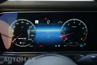 2027 Mercedes-Benz AMG G 63 - miniatura 13