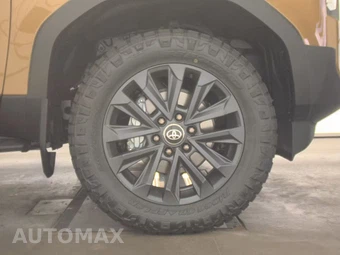 2027 Toyota Land Cruiser - miniatura 10