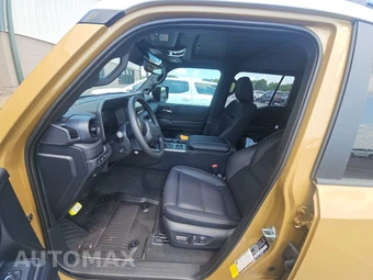 2027 Toyota Land Cruiser - miniatura 13