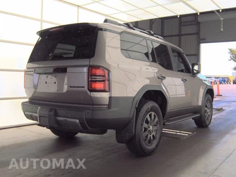 2027 Toyota Land Cruiser - miniatura 4