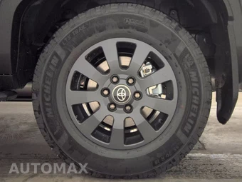 2027 Toyota Land Cruiser - miniatura 12