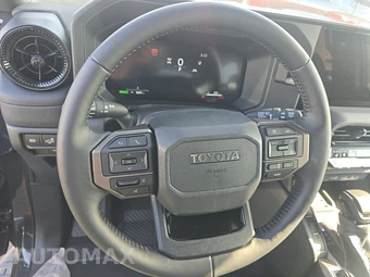 2027 Toyota Land Cruiser - miniatura 10