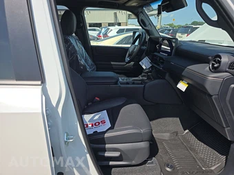 2027 Toyota Land Cruiser - miniatura 14