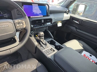 2027 Toyota Land Cruiser - miniatura 17