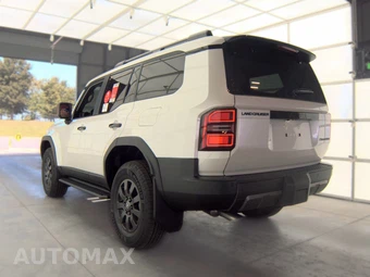 2027 Toyota Land Cruiser - miniatura 8