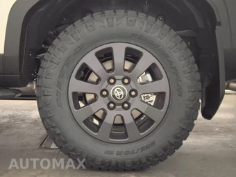2027 Toyota Land Cruiser - miniatura 12