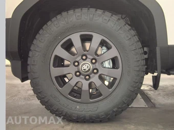 2027 Toyota Land Cruiser - miniatura 9