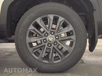 2027 Toyota Land Cruiser - miniatura 12